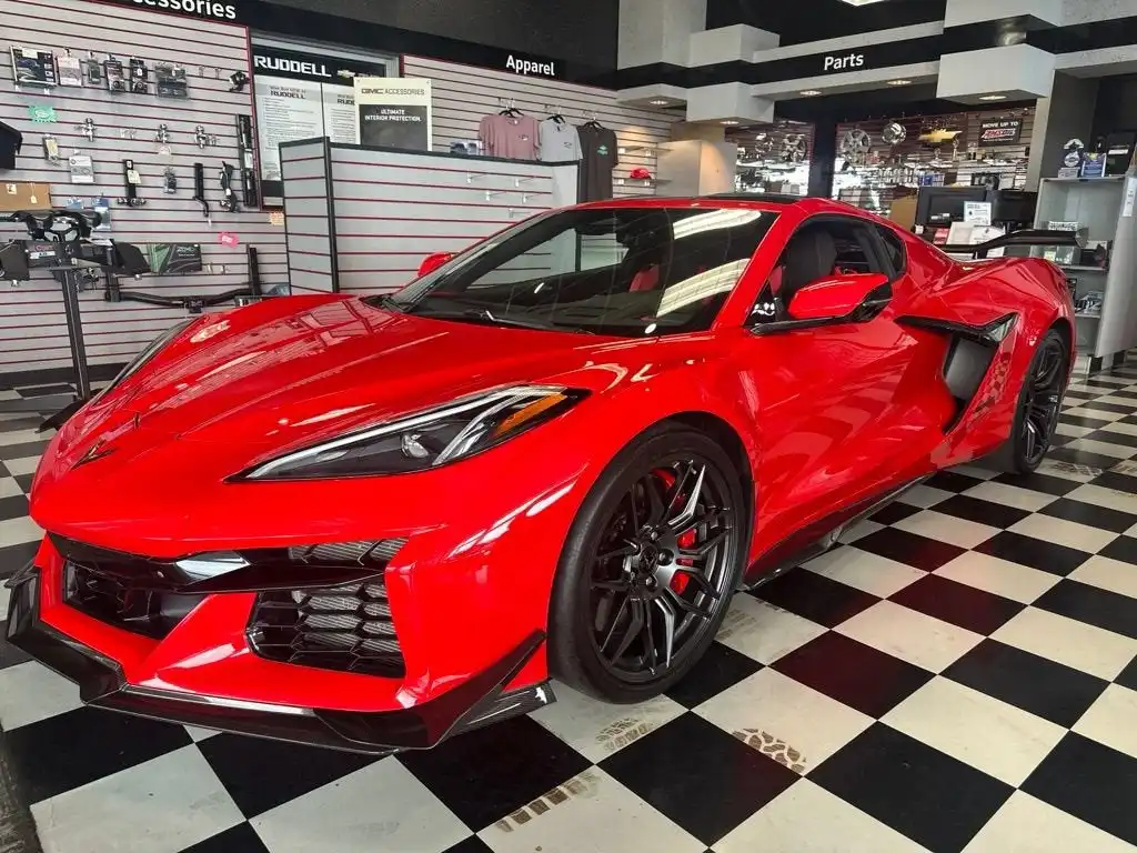 2025 Chevrolet Corvette Z06 Coupe 3LZ's photo