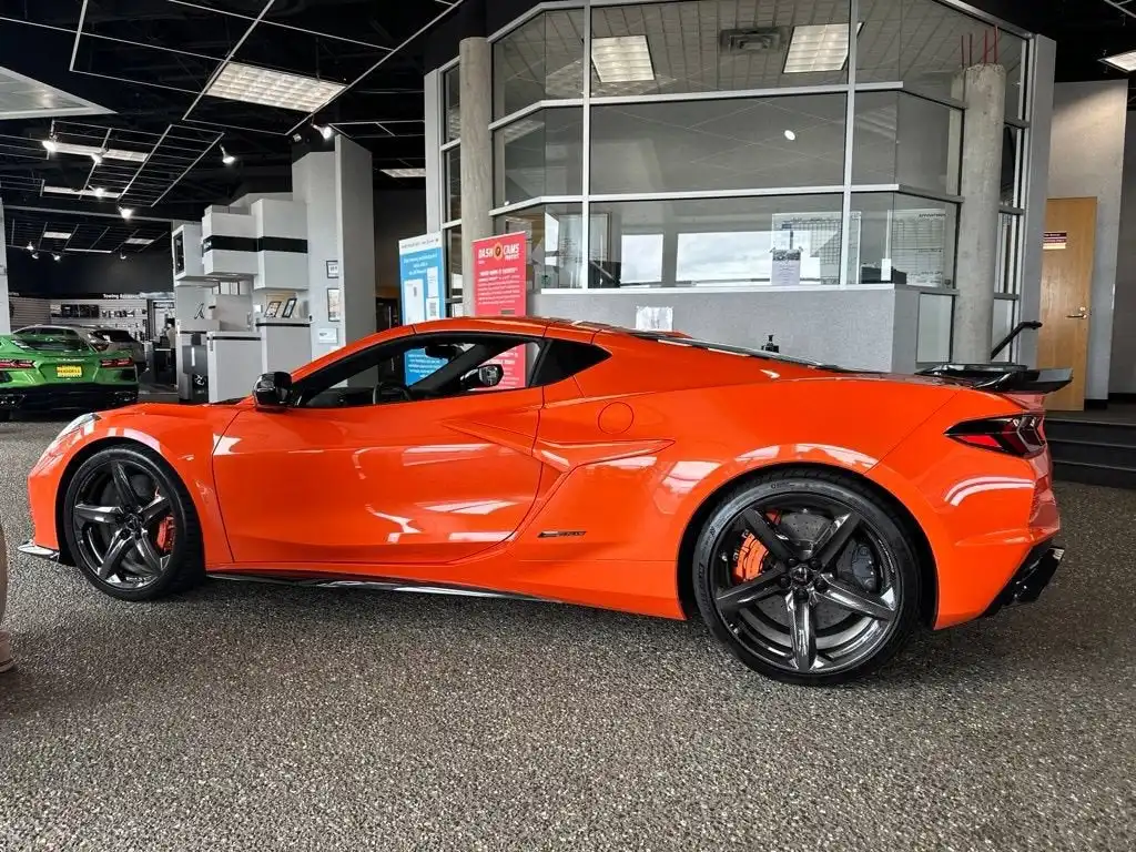 2025 Chevrolet Corvette E-Ray Coupe 2LZ's photo