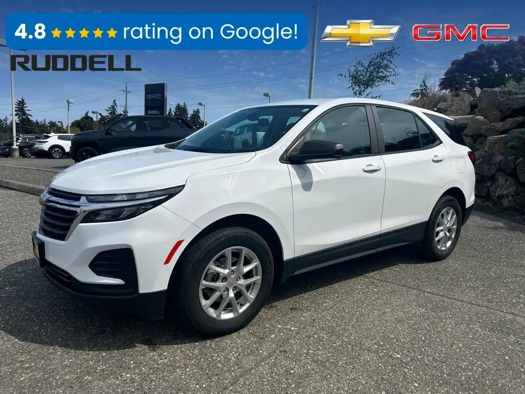 2022 Chevrolet Equinox LS AWD's photo
