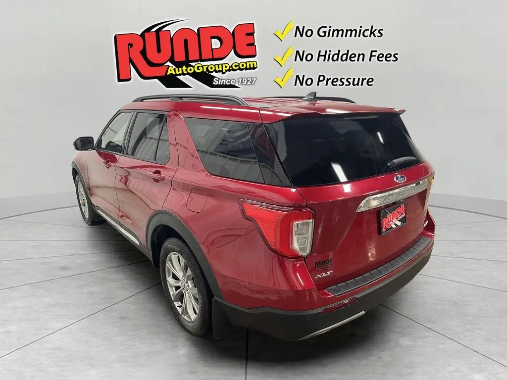 2021 Ford Explorer XLT 4WD photo 3