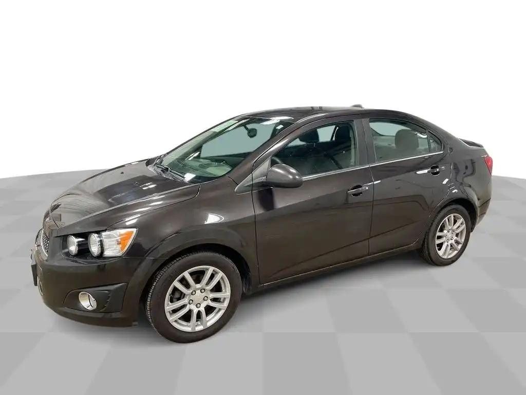 2015 Chevrolet Sonic LT Sedan Auto's photo