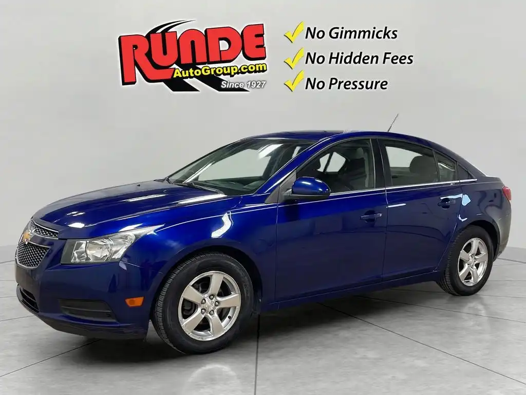 2012 Chevrolet Cruze 4-Door Sedan 1LT's photo