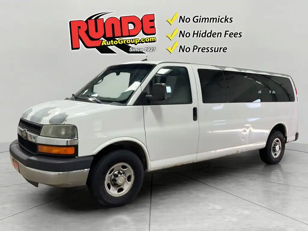 2012 Chevrolet Express 3500 LS Extended's photo