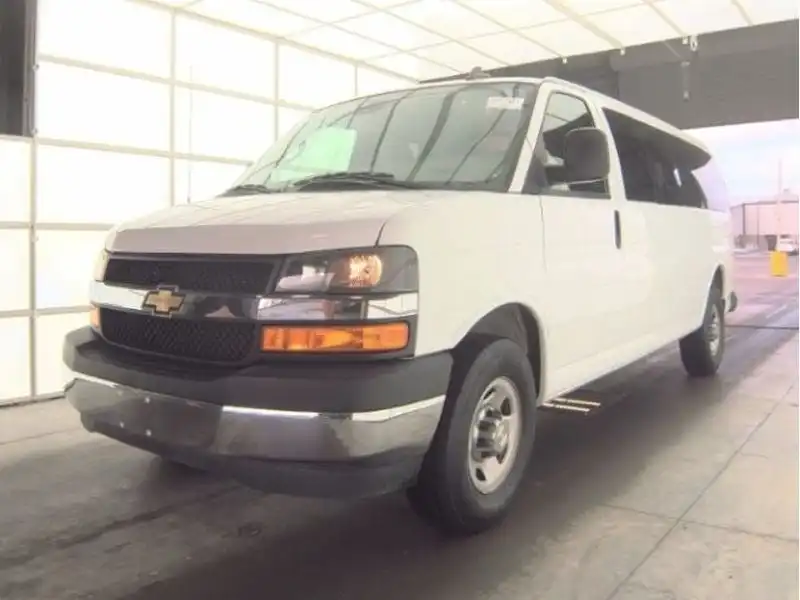 2024 Chevrolet Express LT 3500 Extended's photo