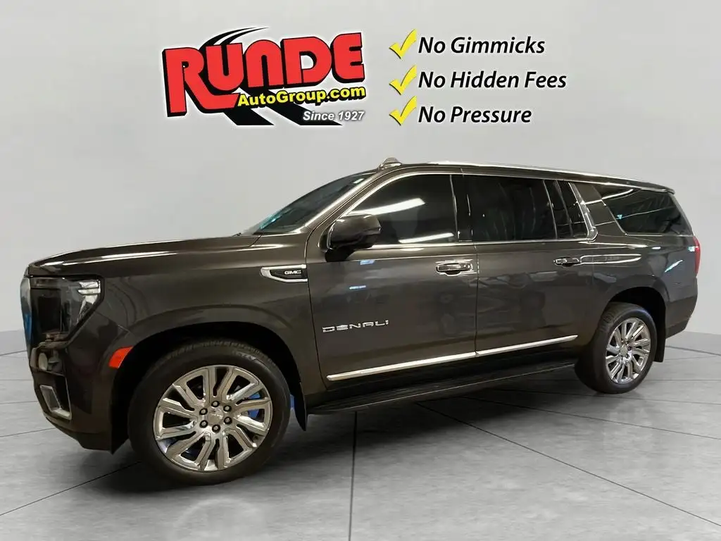 2021 GMC Yukon Denali AWD's photo