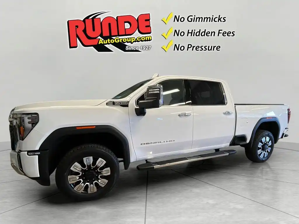 2024 GMC Sierra 4WD Crew Cab Standard Box Denali's photo
