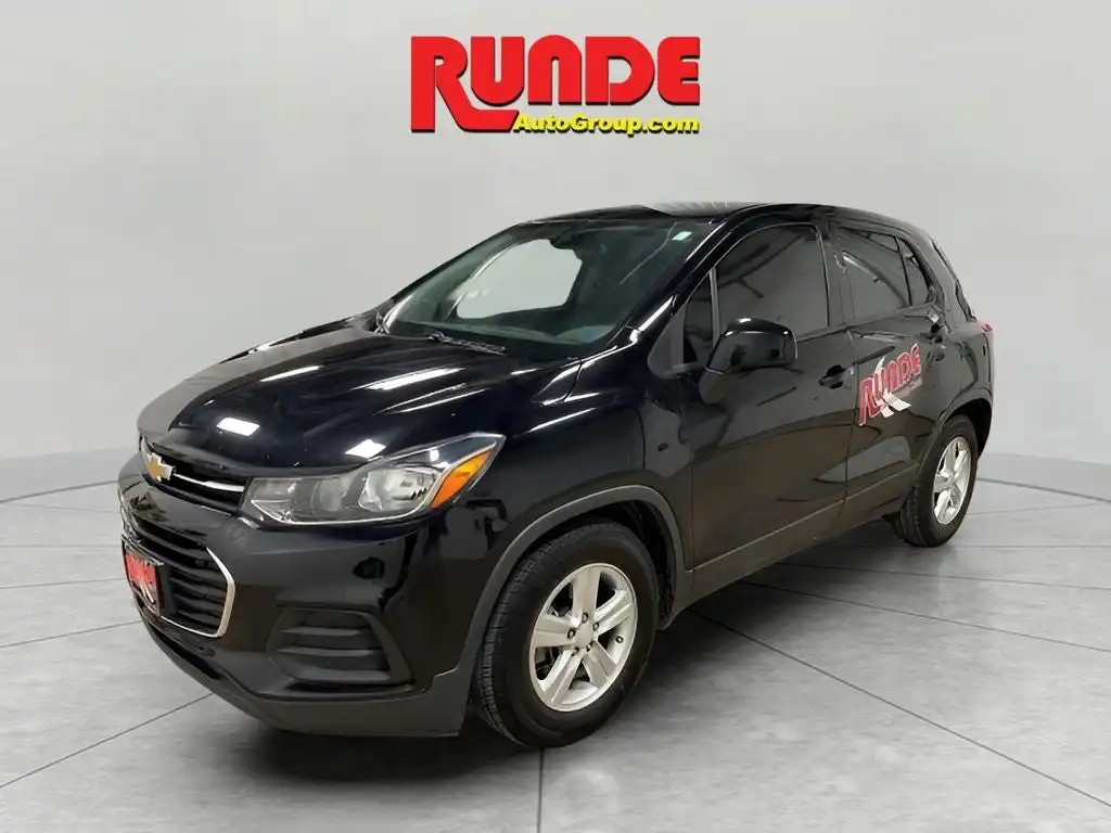 2020 Chevrolet Trax LS's photo