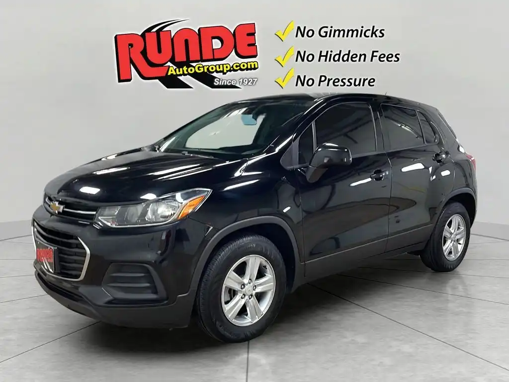 2020 Chevrolet Trax LS's photo