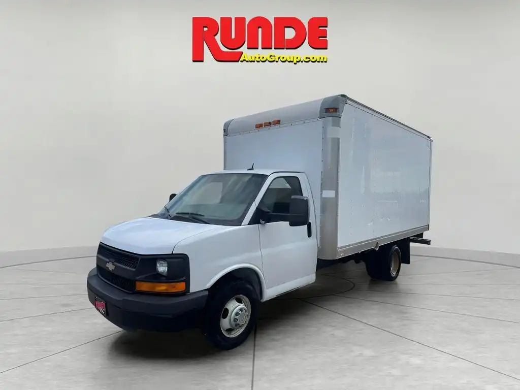 2014 Chevrolet Express 3500 159" WB's photo