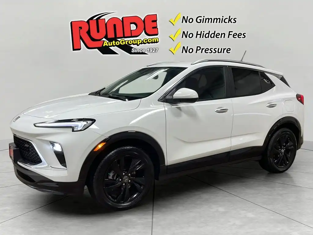 2024 Buick Encore GX Sport Touring's photo