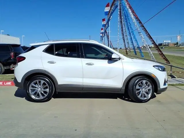 2023 Buick Encore GX Essence photo 5