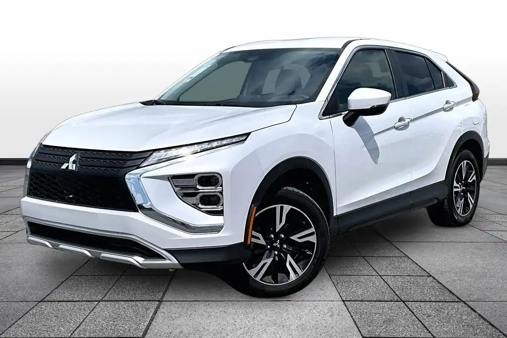 2024 Mitsubishi Eclipse Cross SE S-AWC's photo