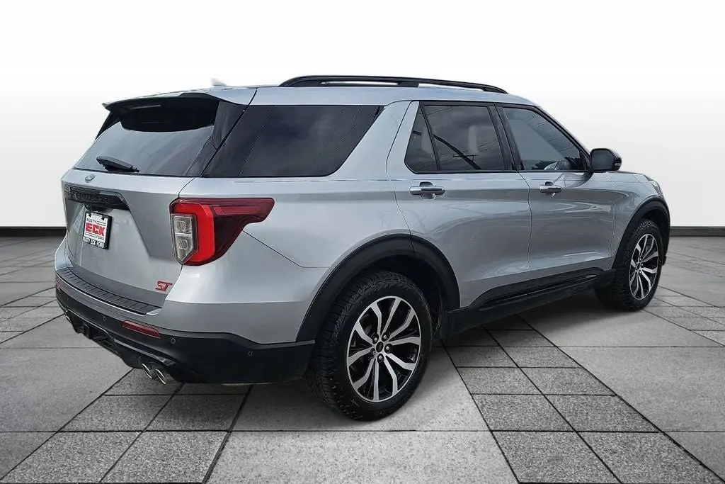 2020 Ford Explorer ST 4WD photo 5