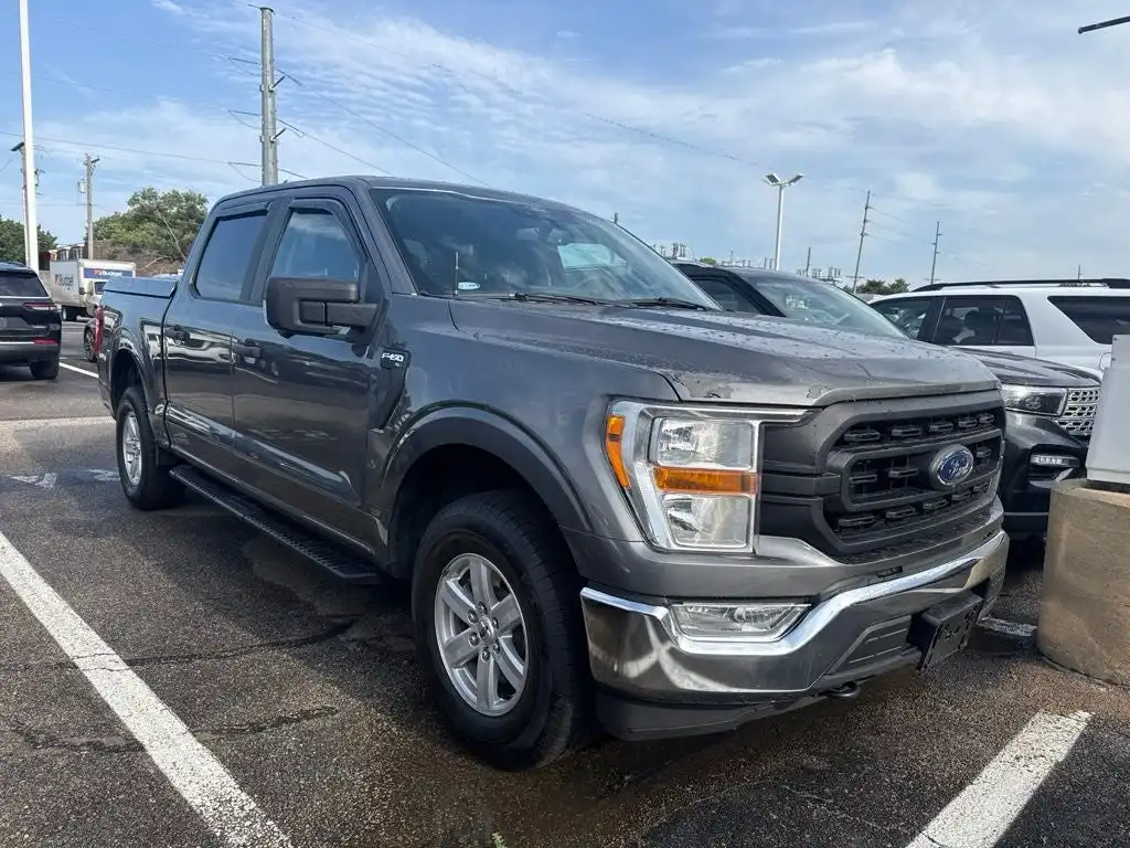2022 Ford F-150 XL 4x4 SuperCrew 5-1/2 Box's photo