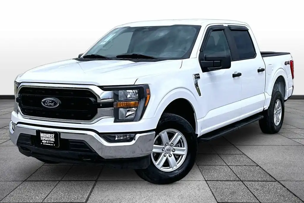 2023 Ford F-150 XLT 4x4 SuperCrew 145 in's photo