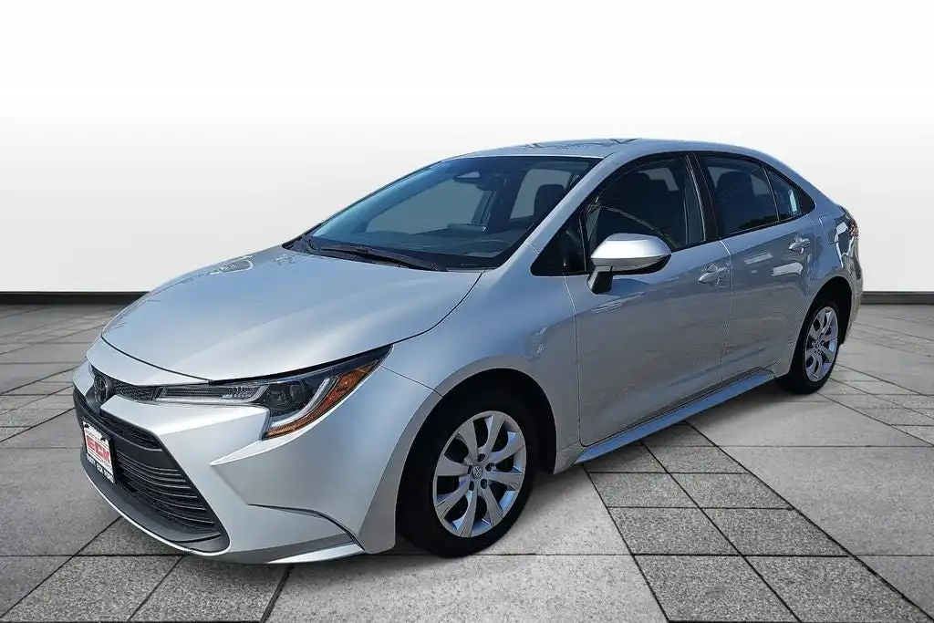 2023 Toyota Corolla LE CVT's photo
