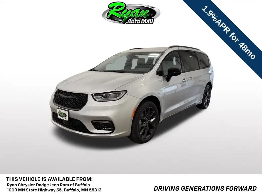 2026 Chrysler Pacifica Select AWD's photo