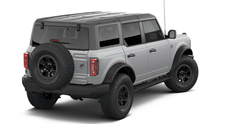 2026 Ford Bronco Outer Banks 4x4 photo 3