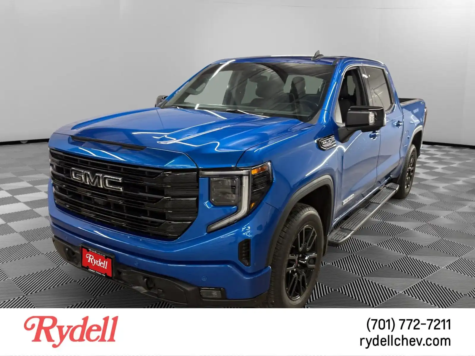 2024 GMC Sierra 4WD Crew Cab Standard Box Elevation's photo