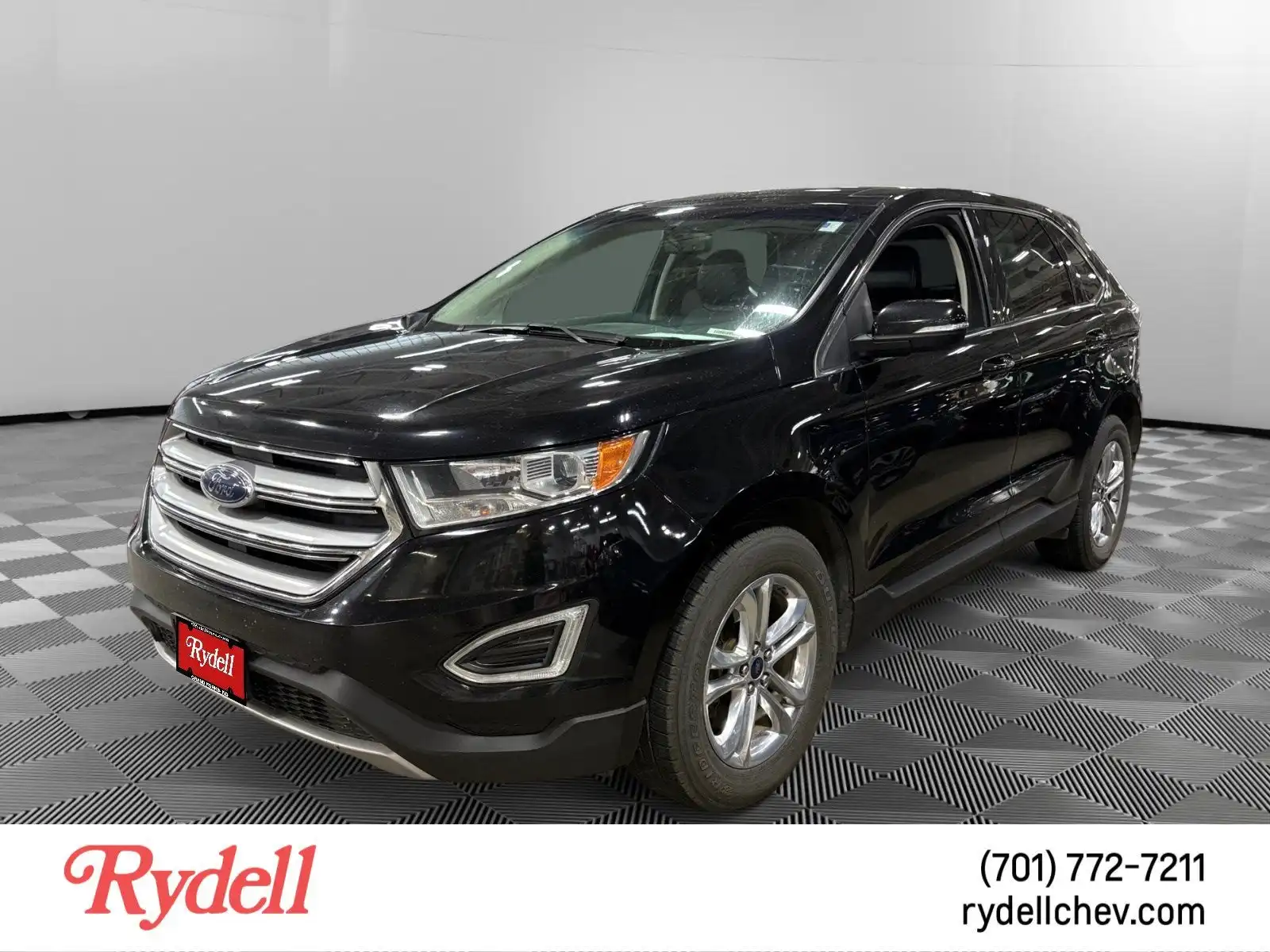 2018 Ford Edge SEL AWD's photo