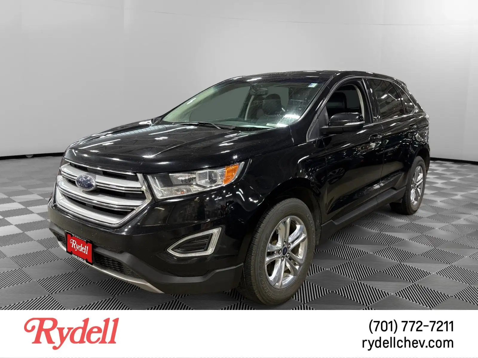2018 Ford Edge SEL AWD's photo