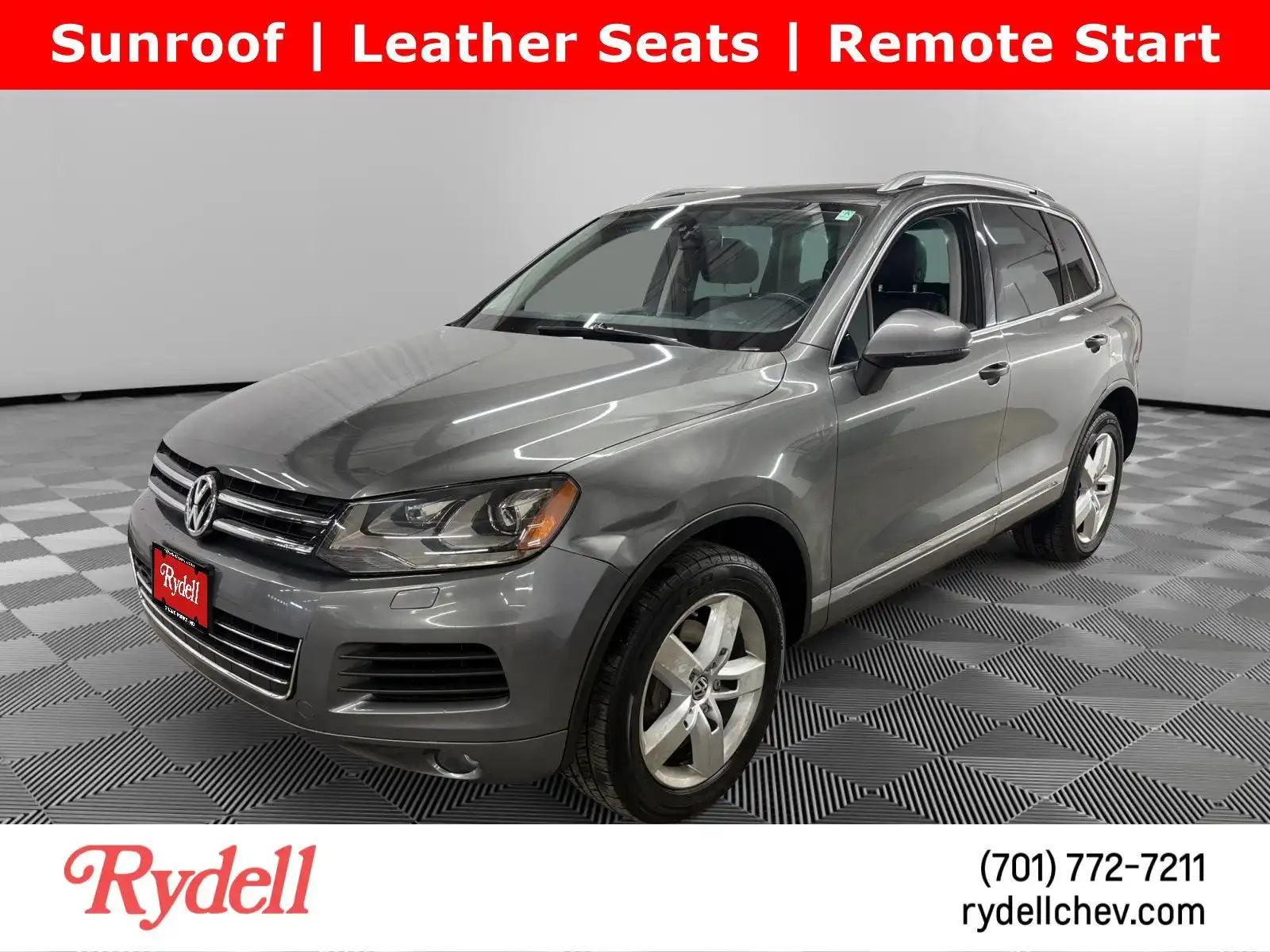 2014 Volkswagen Touareg Sport VR6's photo