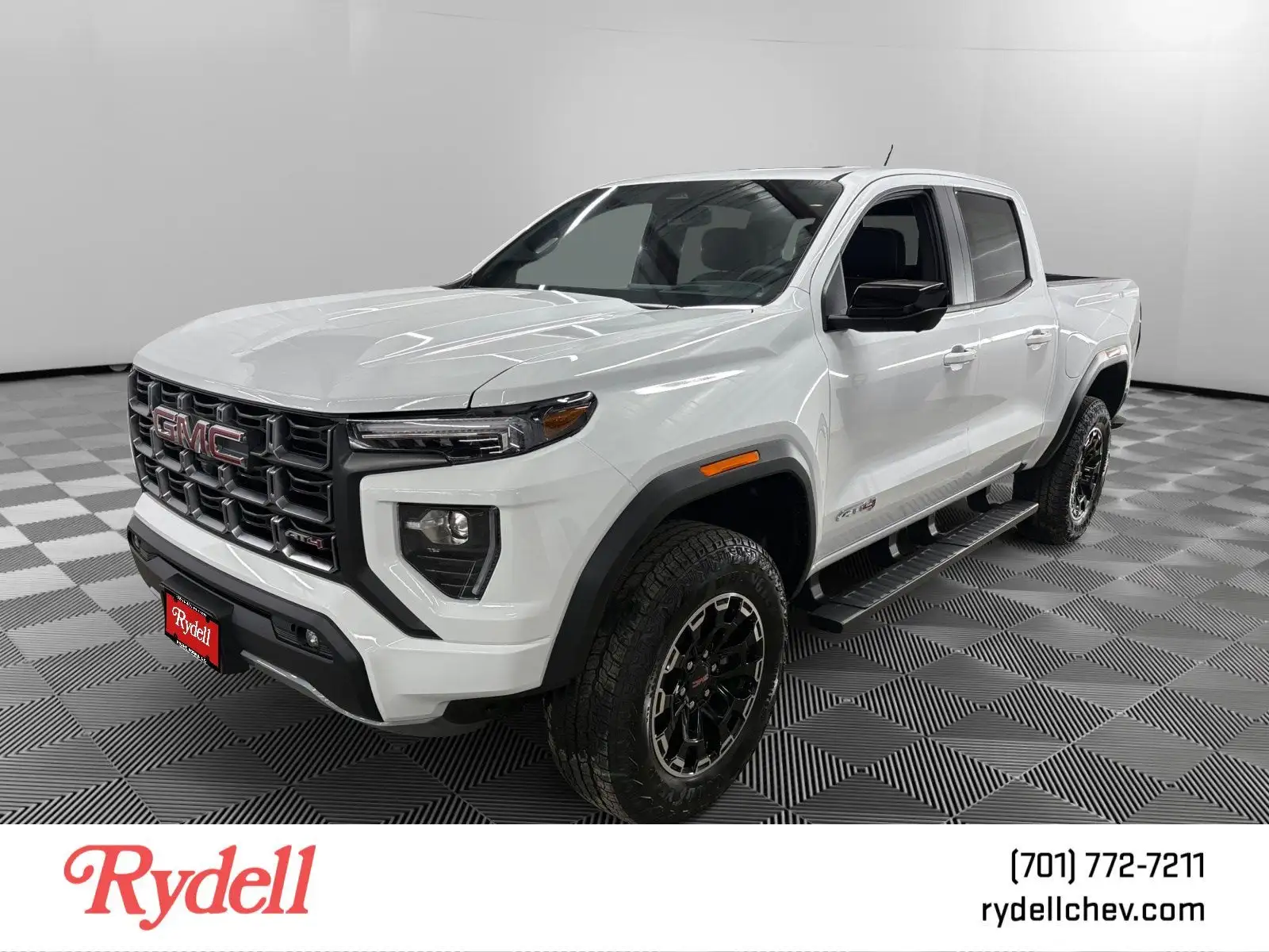 2026 GMC Canyon AT4 4WD Crew Cab Short Box's photo