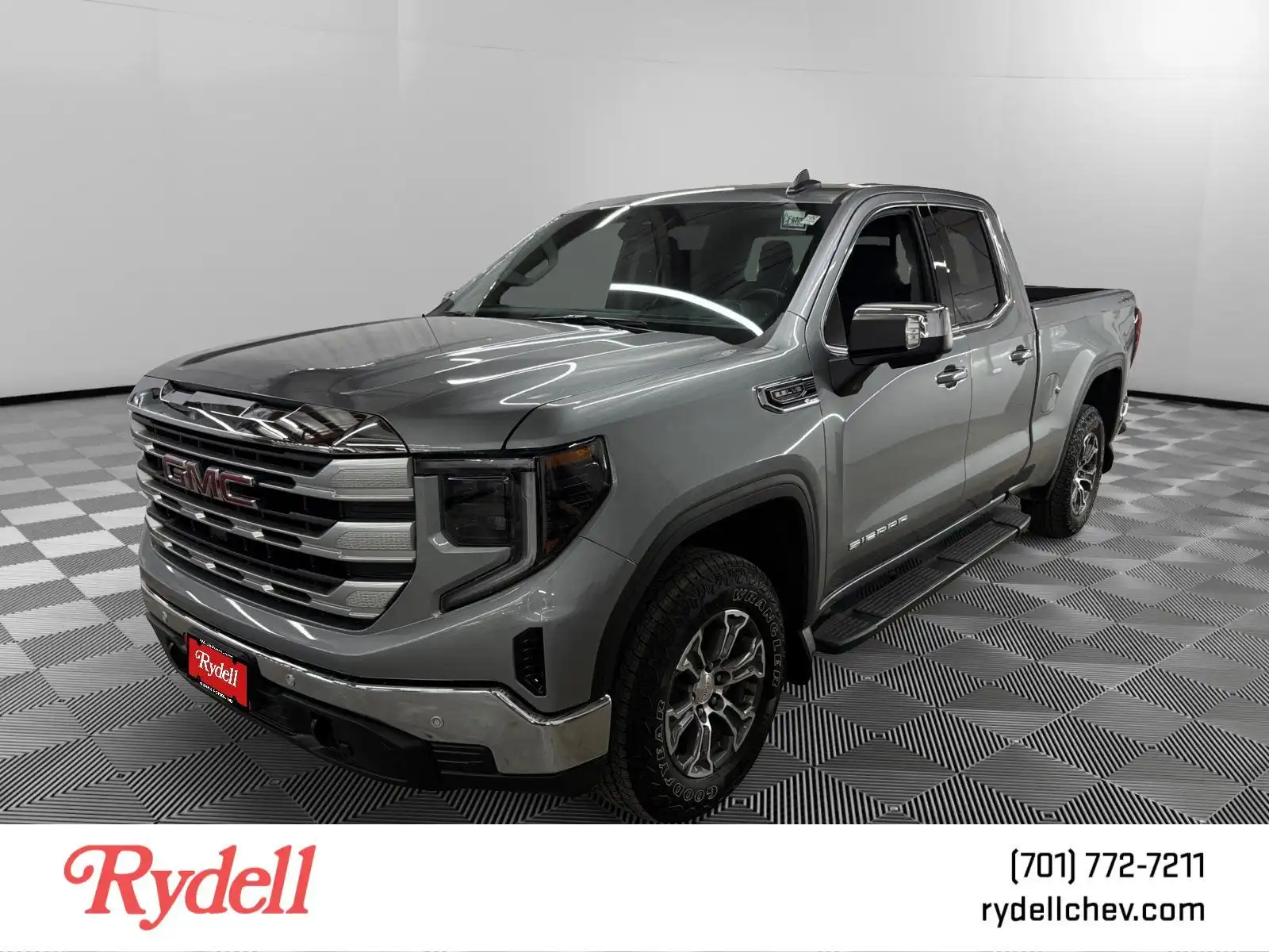 2026 GMC Sierra 4WD Double Cab Standard Box SLE's photo