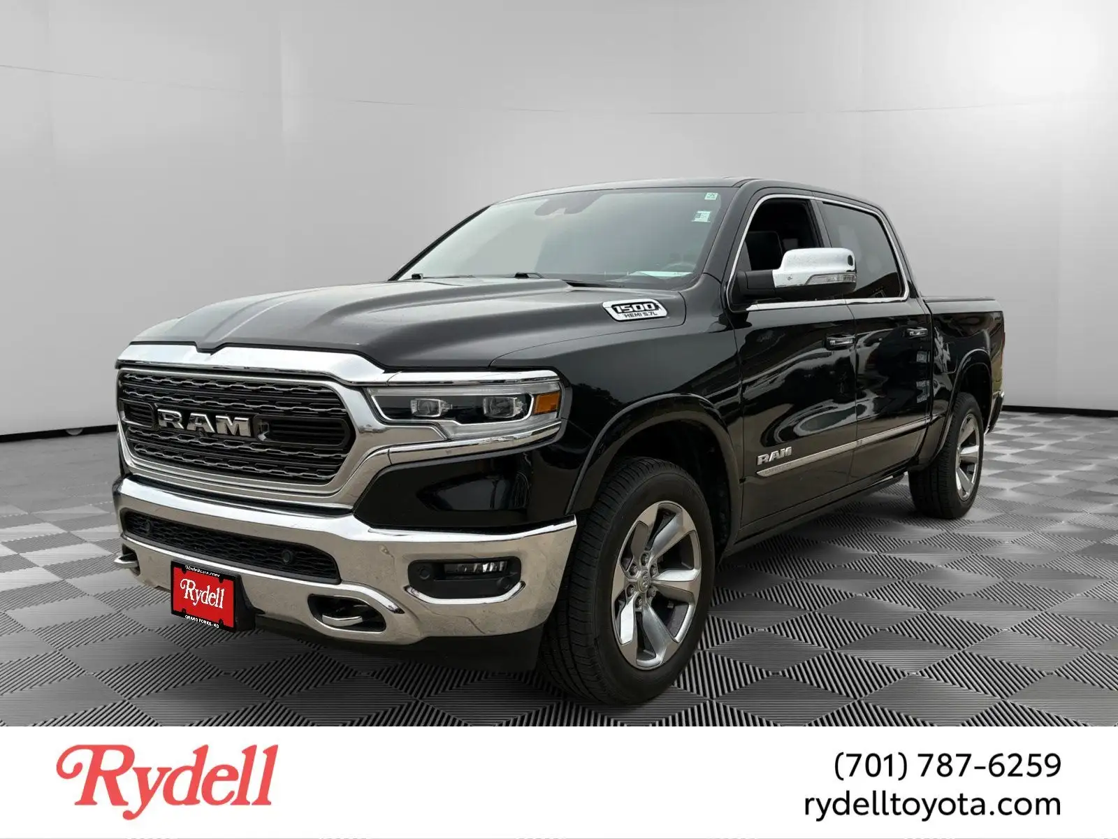 2019 RAM 1500 Limited 4x4 Crew Cab 5'7's photo