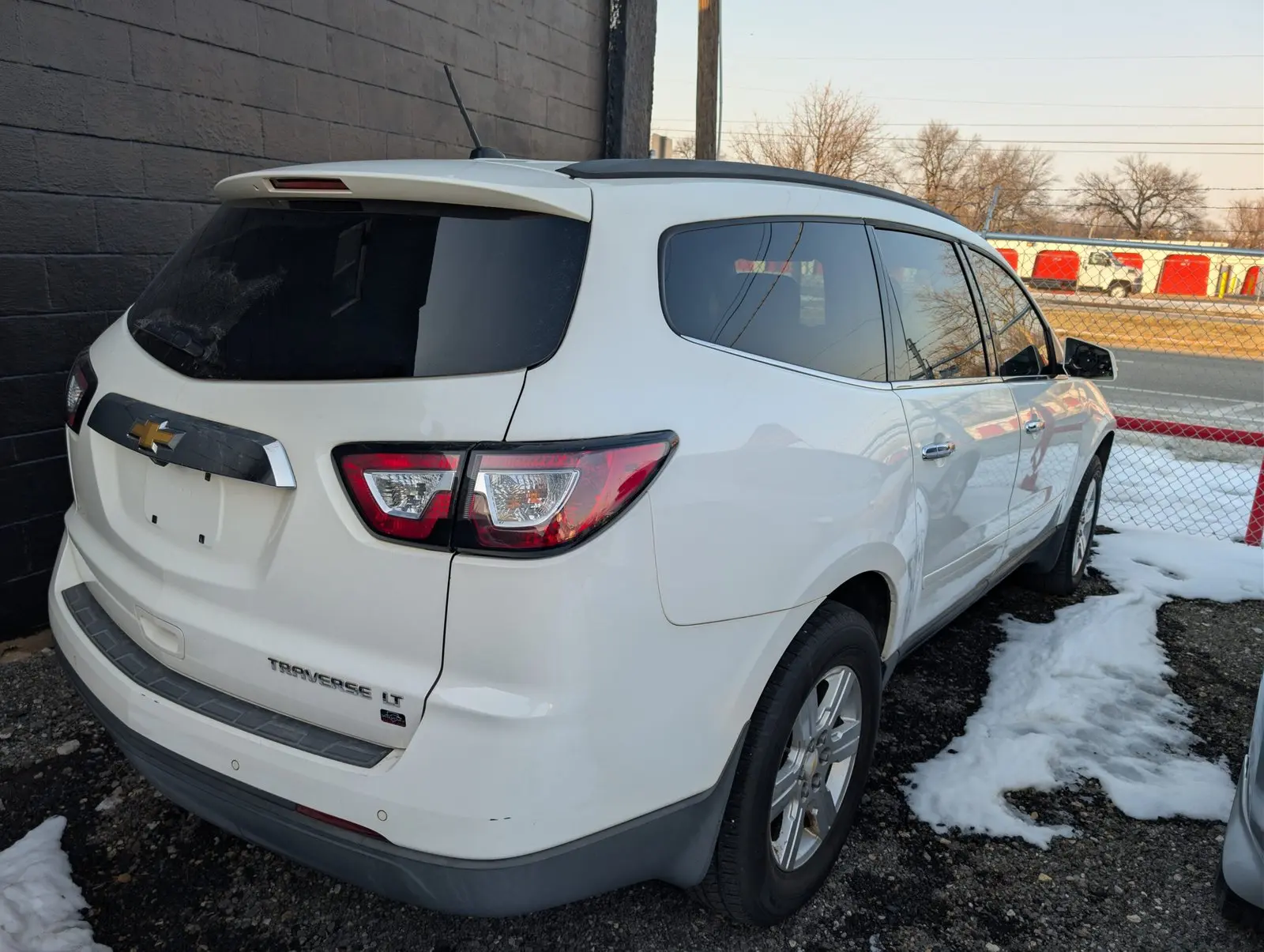 2013 Chevrolet Traverse 1LT FWD photo 4