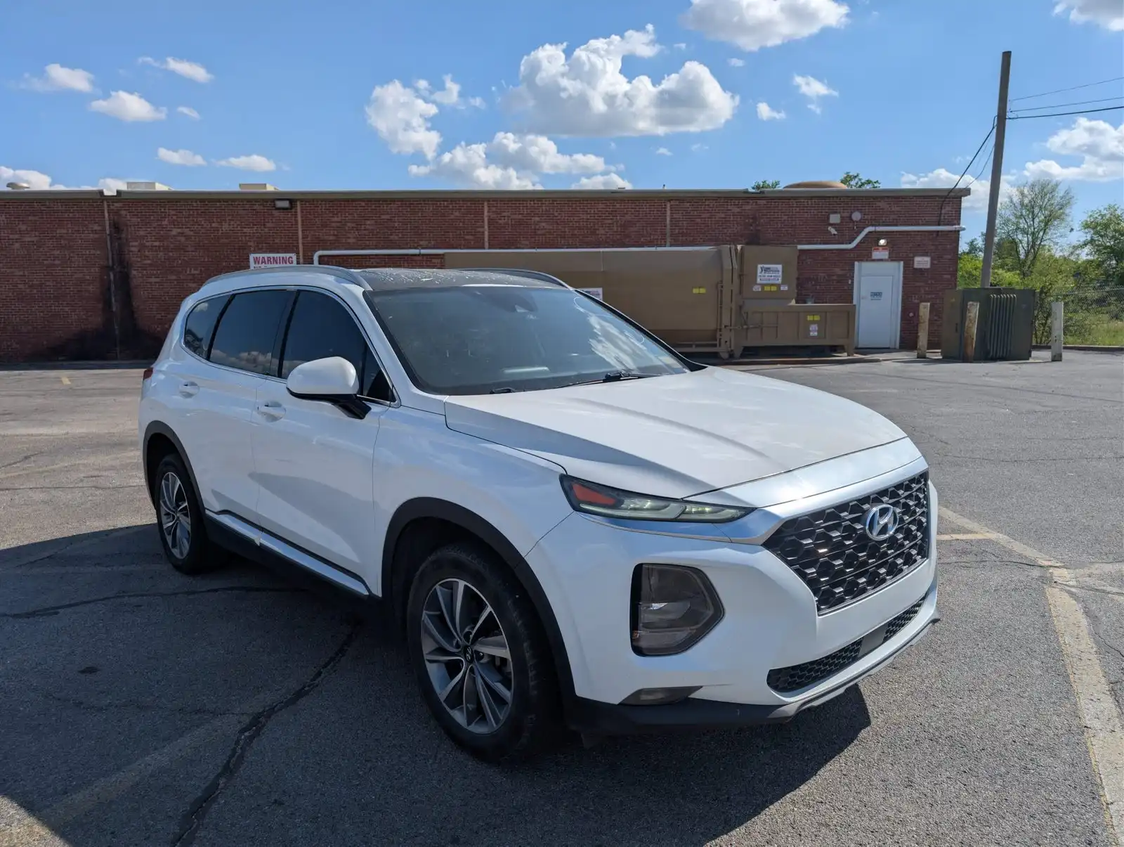 2019 Hyundai Santa Fe SEL Plus 2.4's photo