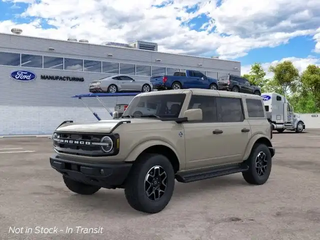 2026 Ford Bronco Outer Banks 4x4's photo