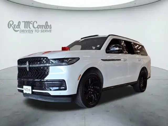2025 Lincoln Navigator Reserve 4WD's photo