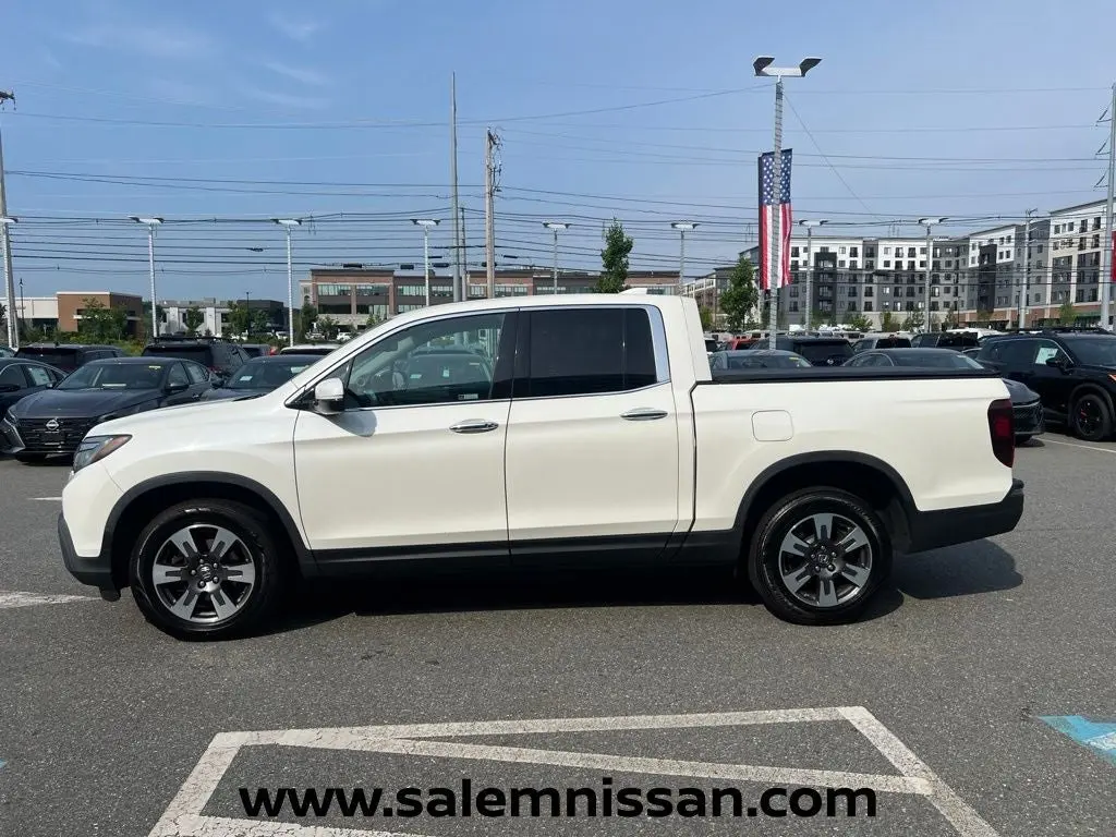 2019 Honda Ridgeline RTL-E AWD photo 4