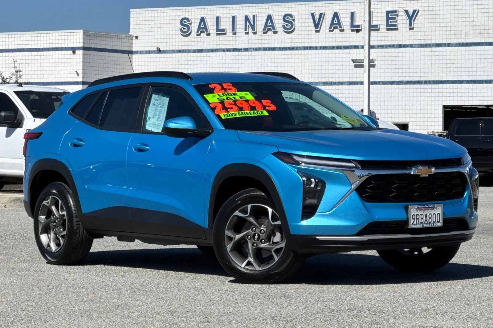 Vehicle Image 2