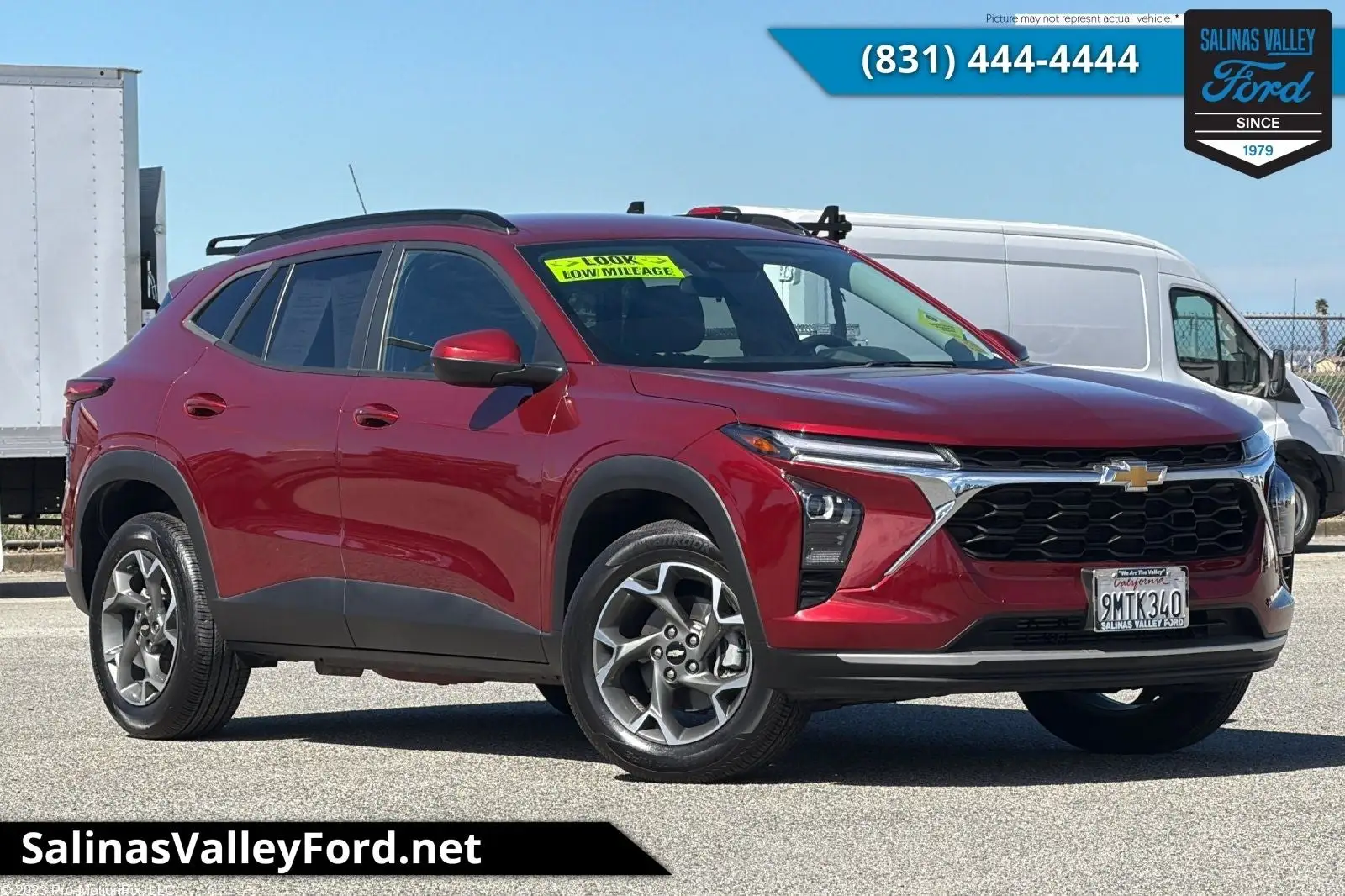 2025 Chevrolet Trax LT photo 1