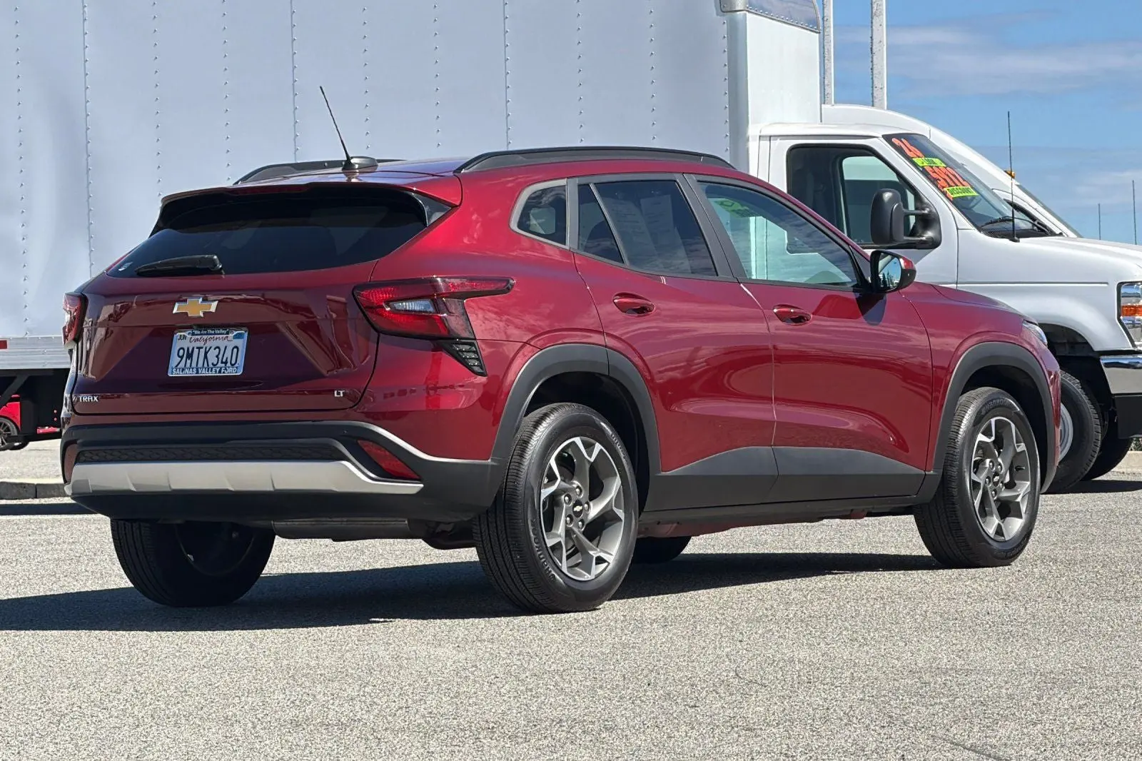 2025 Chevrolet Trax LT photo 4