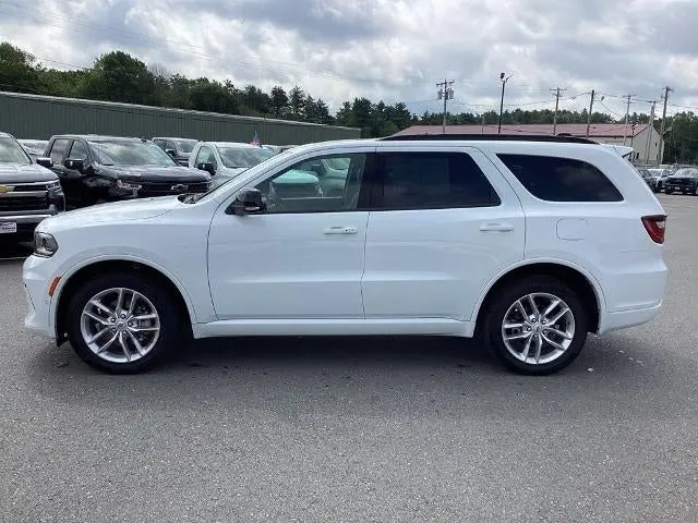 2025 Dodge Durango GT Plus AWD photo 3