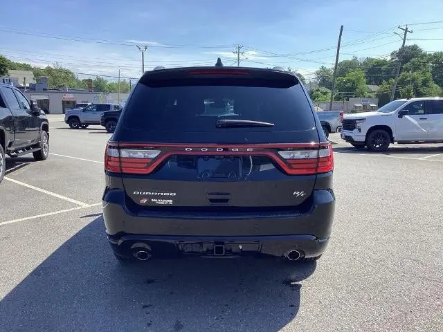 2023 Dodge Durango R/T Plus AWD photo 5