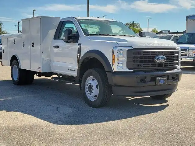 2024 Ford F-600 XL 4WD Regular Cab DRW 169 in's photo