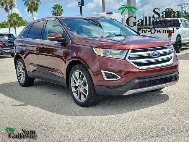 2015 Ford Edge Titanium's photo