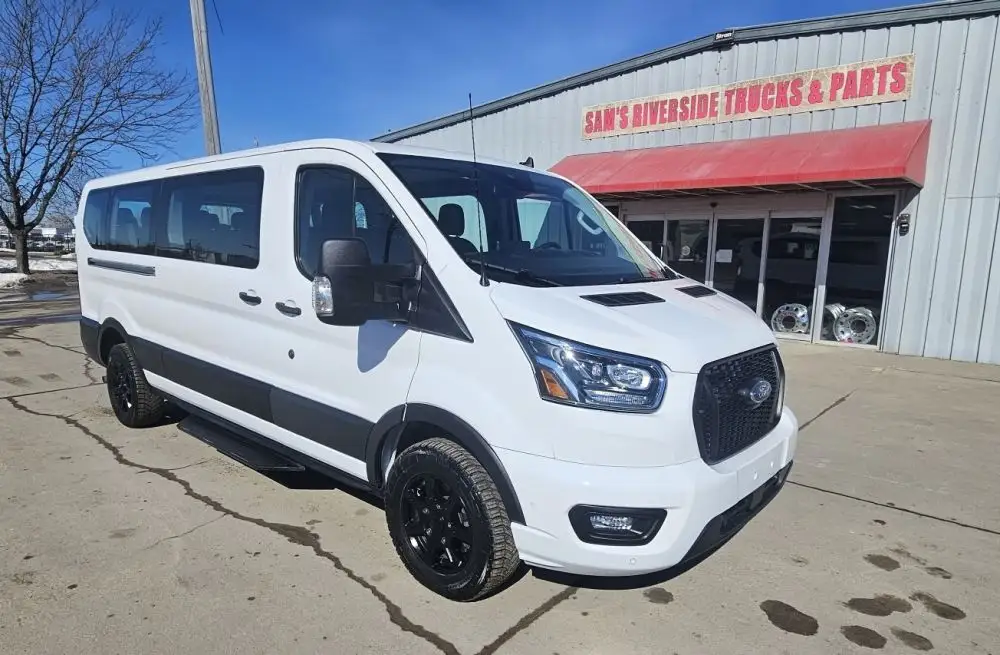2023 Ford Transit XLT 350 Low Roof Sliding Pass. 148 photo 1