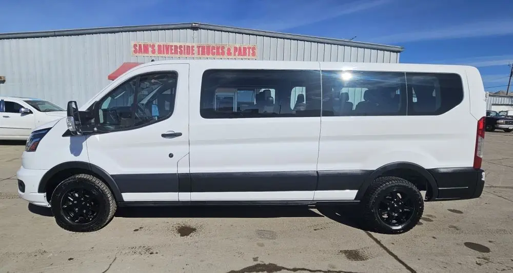 2023 Ford Transit XLT 350 Low Roof Sliding Pass. 148 photo 5