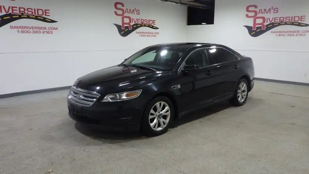2011 Ford Taurus SEL FWD's photo