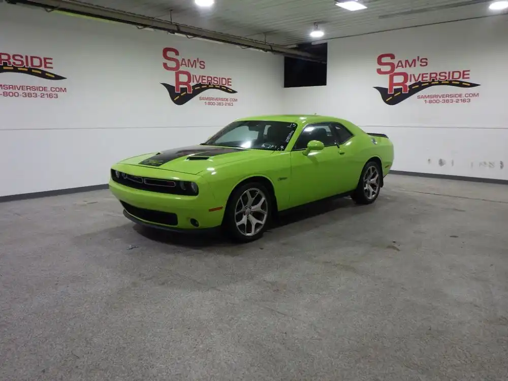 2015 Dodge Challenger R/T Plus's photo