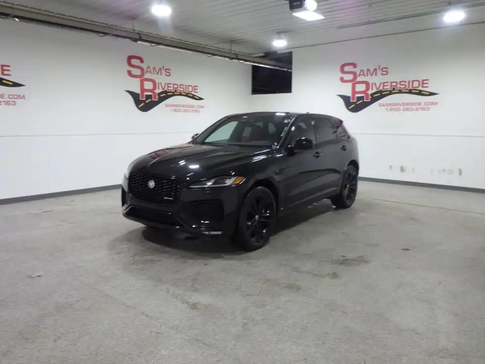 2025 Jaguar F-PACE P250 R-Dynamic S's photo