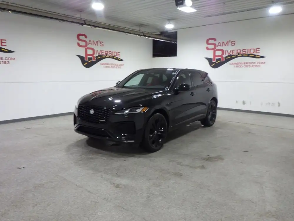 2025 Jaguar F-PACE P250 R-Dynamic S's photo