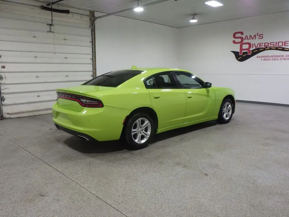2023 Dodge Charger SXT photo 4