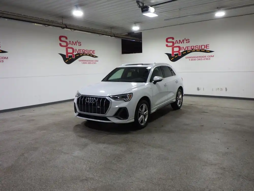 2024 Audi Q3 45 TFSI S Line Premium Plus quattro's photo
