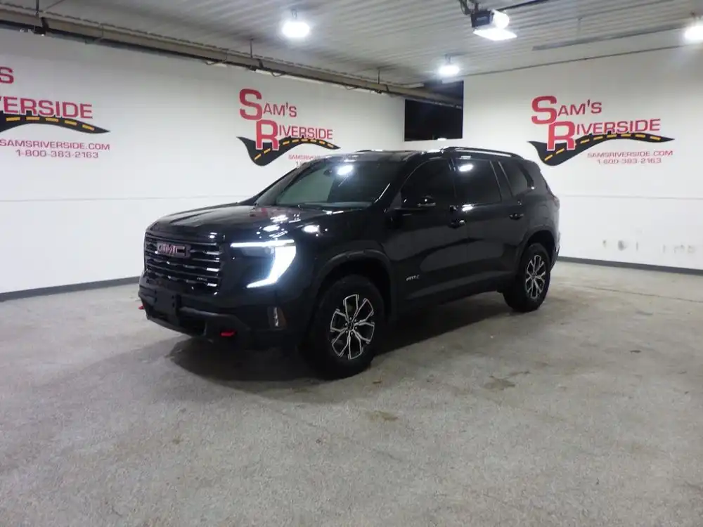 2025 GMC Acadia AT4 AWD's photo